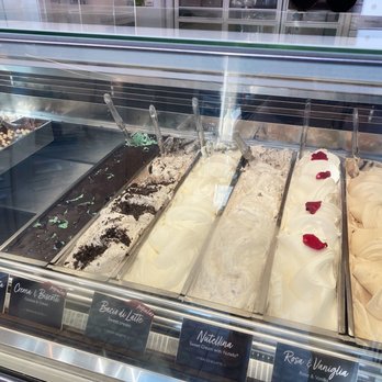 Bacio di Latte - Ice Cream & Frozen Yogurt Near Me - Los Angeles, California