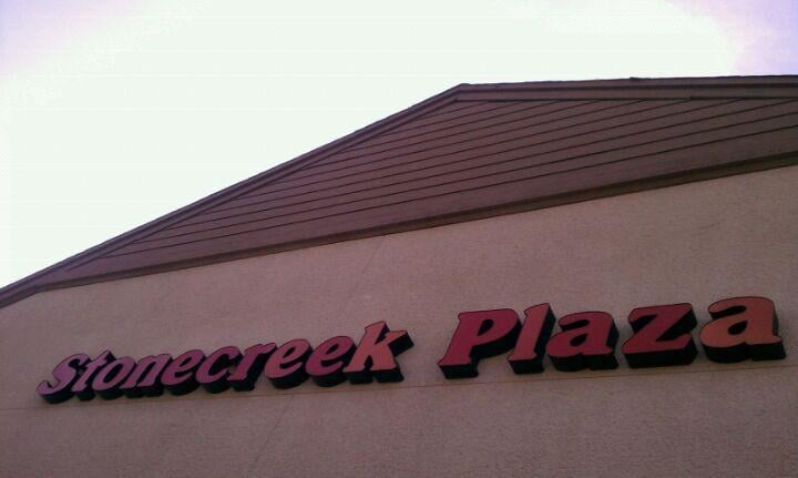 Stonecreek Plaza Logo