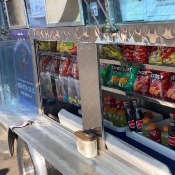 Mandos Tacos - a food truck filled with snacks - Food Trucks Near Me - Buckeye, Arizona Mandos Tacos - a food truck filled with snacks - Food Trucks Near Me - Buckeye, Arizona