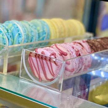 Paris Calling Pastry - Patisserie/Cake Shop Near Me - Aurora, Ontario Paris Calling Pastry - Patisserie/Cake Shop Near Me - Aurora, Ontario
