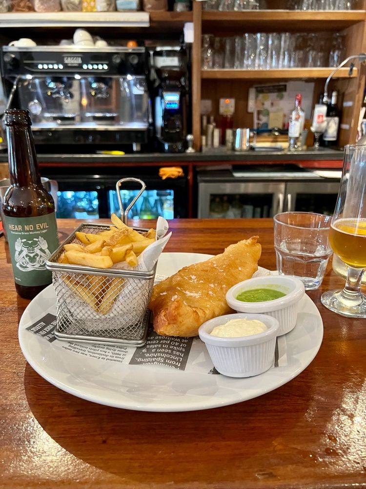 THE BRASS MONKEY Updated October 2024 157 Photos & 60 Reviews 12