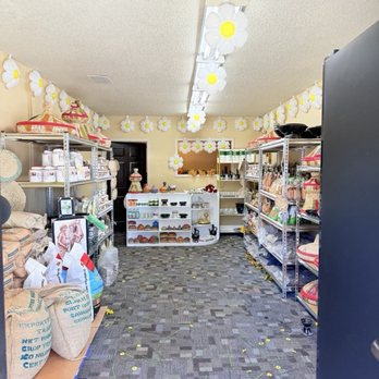 Kaku Ethiopian Market - Inside the store of Kaku Ethiopian Market - Herbs & Spices Near Me - Keizer, Oregon Kaku Ethiopian Market - Inside the store of Kaku Ethiopian Market - Herbs & Spices Near Me - Keizer, Oregon