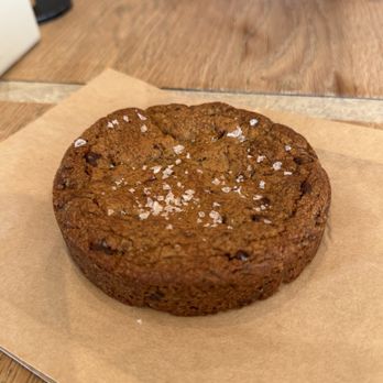 Eller Bakery - Sourdough chocolate chip cookie - Bakeries Near Me - Costa Mesa, California