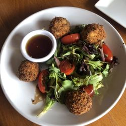 Martin Bar & Bistro - Goat cheese balls