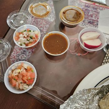 Tacos Michoacan - Pico de Gallo, red sauce - Mexican Near Me - Northridge, California Tacos Michoacan - Pico de Gallo, red sauce - Mexican Near Me - Northridge, California