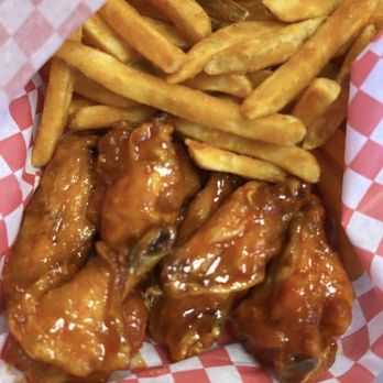 Strikeout Wingz - Traditional 6 Wingz - Chicken Wings Near Me - Nashville, Tennessee Strikeout Wingz - Traditional 6 Wingz - Chicken Wings Near Me - Nashville, Tennessee
