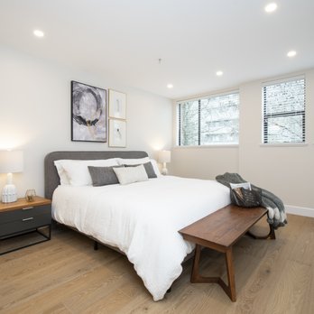 Revel Built - master bedroom with hardwood floors - General Contractors Near Me - North Vancouver, British Columbia Revel Built - master bedroom with hardwood floors - General Contractors Near Me - North Vancouver, British Columbia