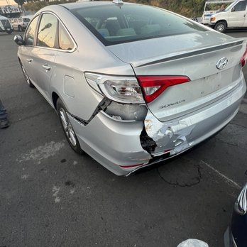 Keyes Hyundai - And crashed the car. - Car Dealers Near Me - Van Nuys, California Keyes Hyundai - And crashed the car. - Car Dealers Near Me - Van Nuys, California