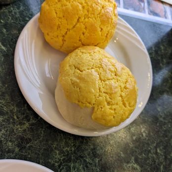 Golden Harvest - Pineapple bun - Dim Sum Near Me - Warren, Michigan Golden Harvest - Pineapple bun - Dim Sum Near Me - Warren, Michigan