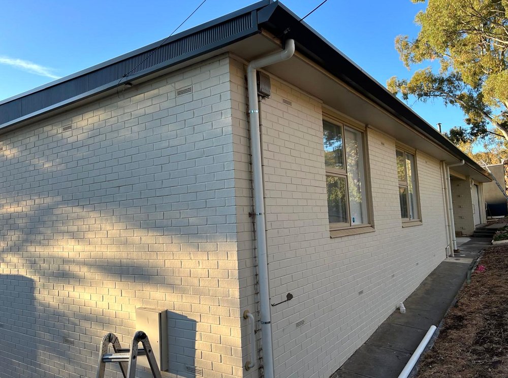 Slide of Flagami Roofing