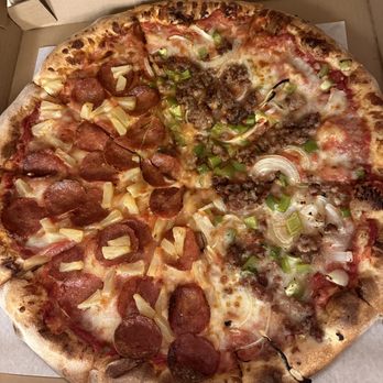 Napoli Pizza & Pasta - Half: pepperoni and pineapple Half: sausage, green pepper, and onion - Pizza Near Me - Benicia, California Napoli Pizza & Pasta - Half: pepperoni and pineapple Half: sausage, green pepper, and onion - Pizza Near Me - Benicia, California