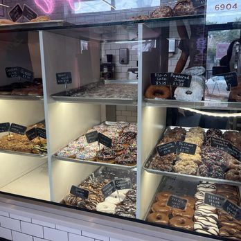 Donut Run - Donuts Near Me - Washington, DC, District of Columbia