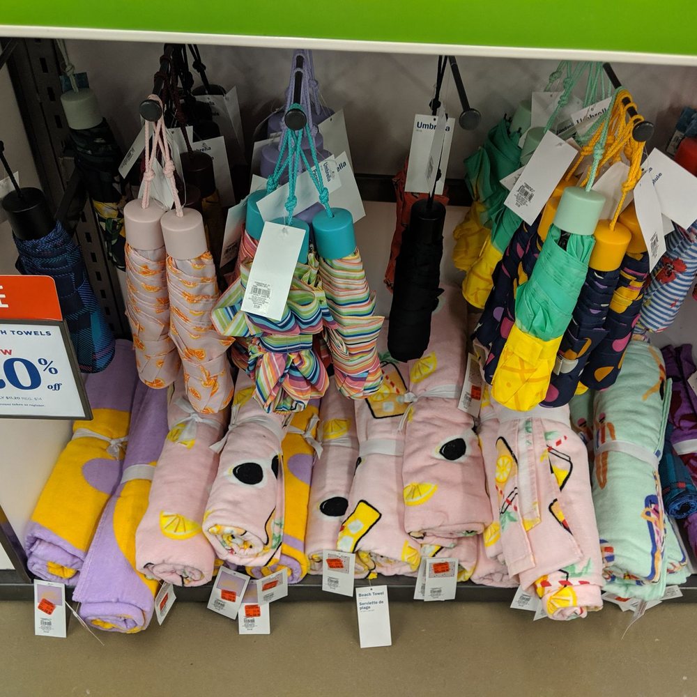Old Navy - Umbrellas - Women's Clothing Near Me - Belleville, Ontario