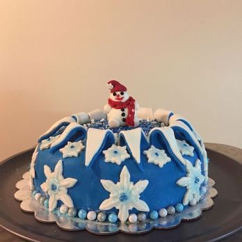 Dimana Sweets - Winter Cake - Desserts Near Me - Westlake, Ohio Dimana Sweets - Winter Cake - Desserts Near Me - Westlake, Ohio