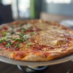 Tucci's Pizza