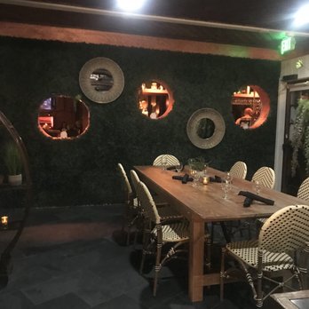Harlow’s - Garden room - American Near Me - Bonsall, California