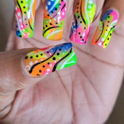 Windy & Sky Nails Spa