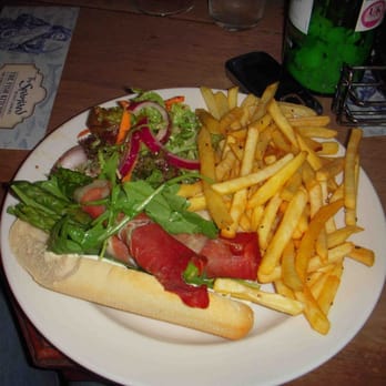 Muriel's - Lounges Near Me - Belfast, BFS
