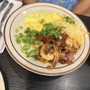 Mountain West Eatery - Shrimp and Grits - American Near Me - Las Vegas, Nevada
