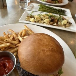 Great burgers!! Miso cauliflower and asparagus Great burgers!! Miso cauliflower and asparagus