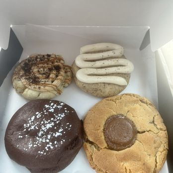 Crave Cookies - Chilled Biscoff Oreo, Horchata Churro, Chocolate Lava, Peanut Butter Cup.... - Bakeries Near Me - Las Vegas, Nevada