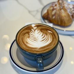 Underdog Coffee & Bread - Hazelnut Mocha Latte