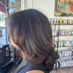 Women's haircut and blowout by Hailey Women's haircut and blowout by Hailey