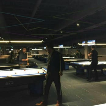 Le Cue Lounge - billiards and pool tables - Lounges Near Me - Markham, Ontario