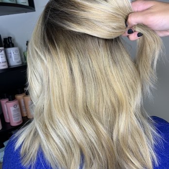 Head Space Salon - Amanda from Lavish. - Hair Salons Near Me - Wexford, Pennsylvania