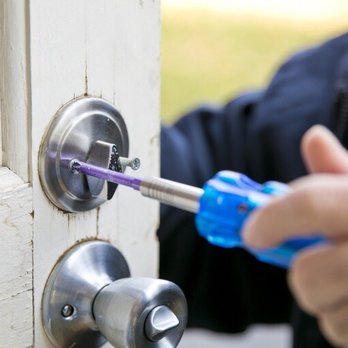 Secure Me Locksmith - Deadbolt and doorknob installation - Keys & Locksmiths Near Me Secure Me Locksmith - Deadbolt and doorknob installation - Keys & Locksmiths Near Me