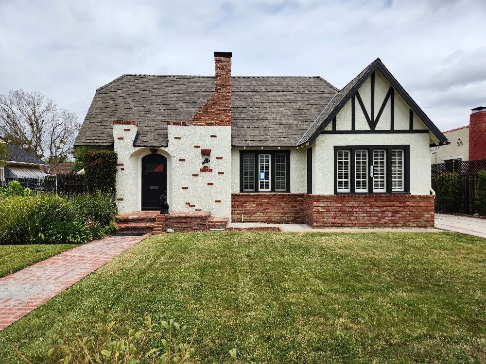 Slide of Imperial  Roofing and Gutters