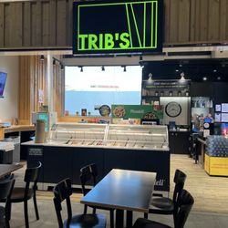 Trib's - Salad bar