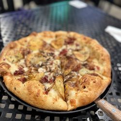 Hops & Pie - Artisan Pie Of The Month (small)
