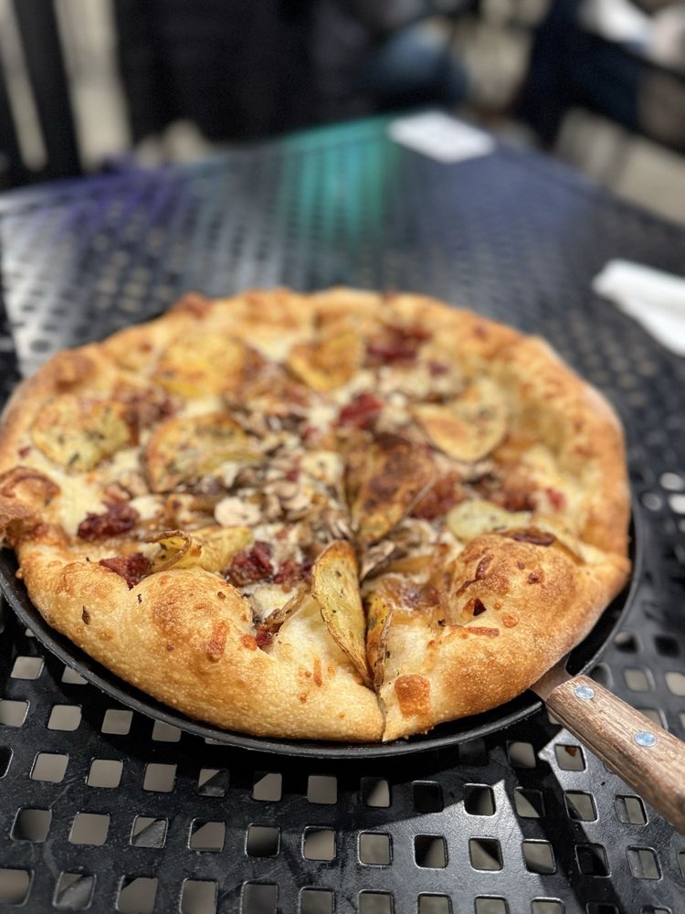 Social spots from Hops & Pie