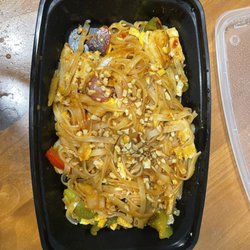 One Eyed Jacks Pub & Grill - Pad Thai