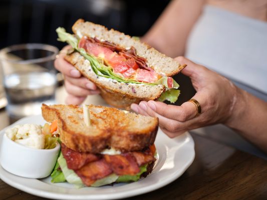 High Street Restaurant & Bar by null