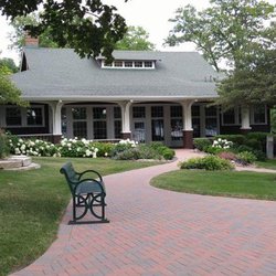 George Williams College