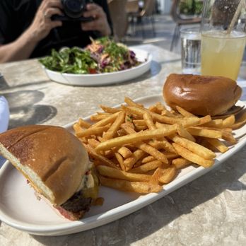 Gracie - Binchon Burger - Cocktail Bars Near Me - Santa Barbara, California