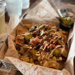Pelican Pete's - Nachos w/ guacamole