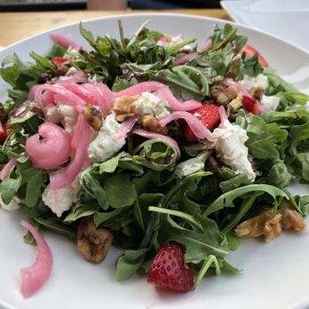 Side Street Cafe - Strawberry and arugula salad - American Near Me - Bar Harbor, Maine Side Street Cafe - Strawberry and arugula salad - American Near Me - Bar Harbor, Maine