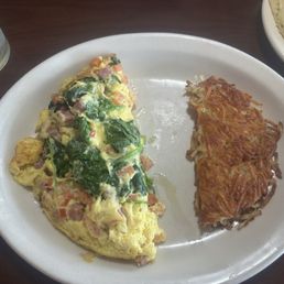 Fresh Spinach & Bacon Omelette with hashbrowns