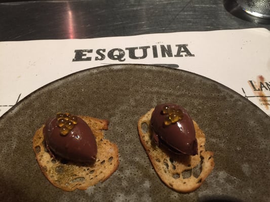 Esquina by null