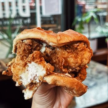 Ox Burger - IG: @foodsbysachi Fried Chicken Sandwich - Burgers Near Me - Seattle, Washington Ox Burger - IG: @foodsbysachi Fried Chicken Sandwich - Burgers Near Me - Seattle, Washington