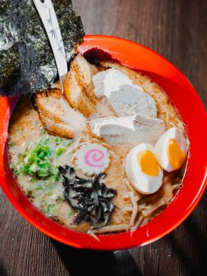 Tomi Ramen by null