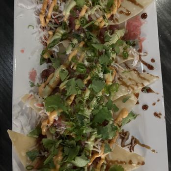 Cliff Dining Pub - Sushi nachos - Sushi Bars Near Me - Draper, Utah