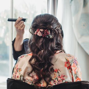 Face It Sugar - Had to have the full poof/bump:) loved how she incorporated my hair clip - Makeup Artists Near Me - Long Beach, California Face It Sugar - Had to have the full poof/bump:) loved how she incorporated my hair clip - Makeup Artists Near Me - Long Beach, California