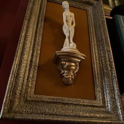 Turks and Frogs has surprisingly little details like this throughout the bar.