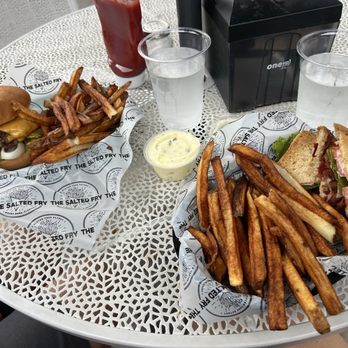 The Salted Fry - Smashburger (left) BLT (right) and fries with the garlic aioli sauce - Gluten-Free Near Me - Mount Dora, Florida The Salted Fry - Smashburger (left) BLT (right) and fries with the garlic aioli sauce - Gluten-Free Near Me - Mount Dora, Florida