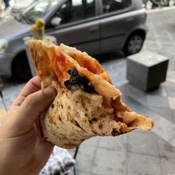 Pizzeria Imperatore 1906 - Gotta fold everything - Pizza Near Me - Naples, NA