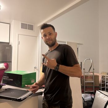 Highlight Moving - Love this guy! - Movers Near Me - Los Angeles, California Highlight Moving - Love this guy! - Movers Near Me - Los Angeles, California